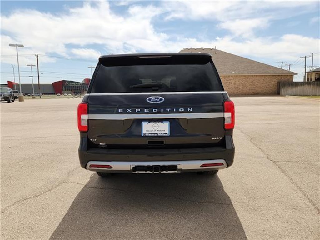 Used 2024 Ford Expedition Max XLT 4x2 SUV