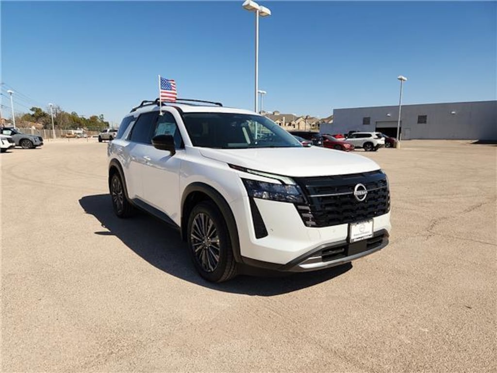 New 2026 Nissan Pathfinder SL Front-Wheel Drive