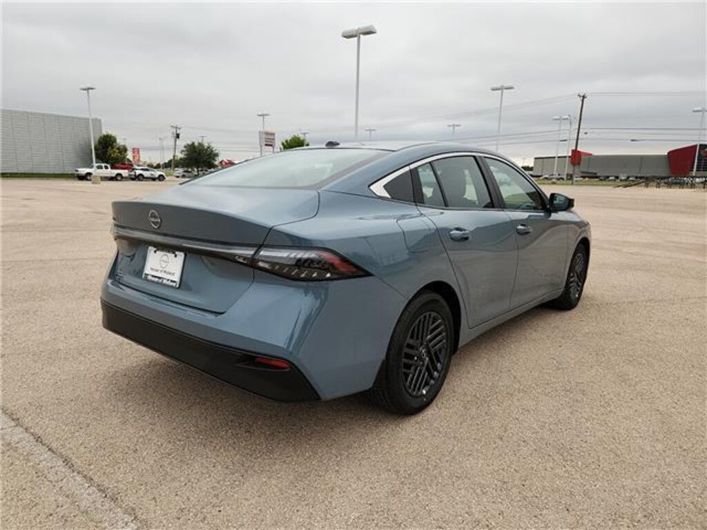 New 2026 Nissan Sentra SV Sedan Sedan