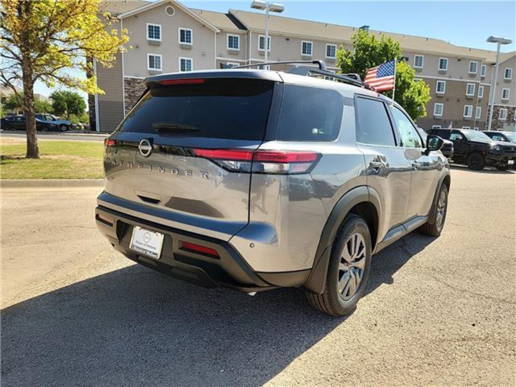 New 2026 Nissan Pathfinder SV Front-Wheel Drive SUV