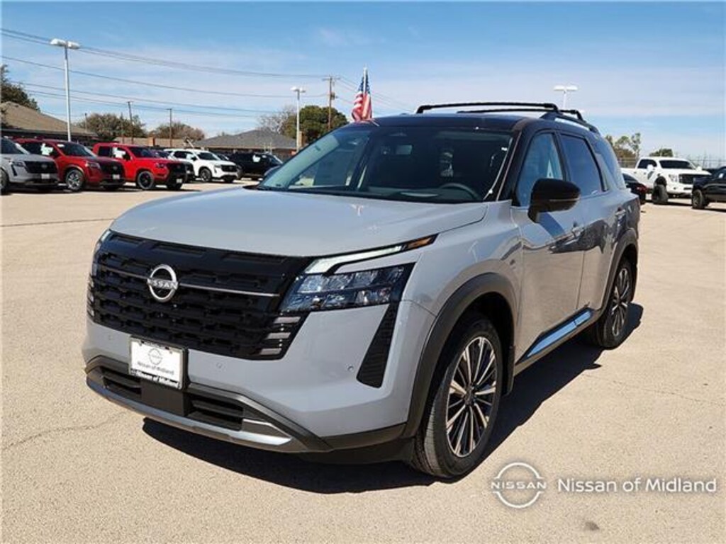 New 2026 Nissan Pathfinder Platinum Front-Wheel Drive