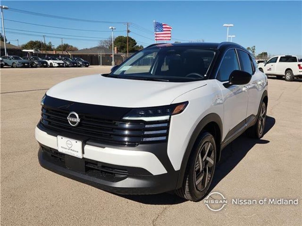 New 2026 Nissan Kicks SV Front-Wheel Drive