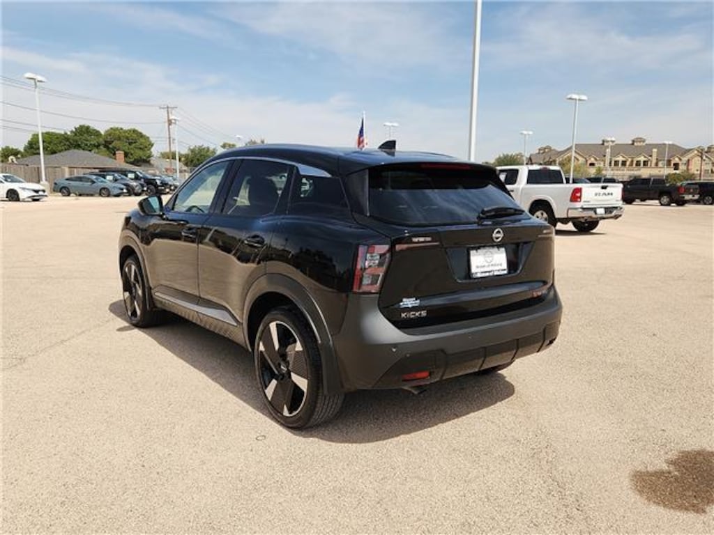 Used 2025 Nissan Kicks SR All-Wheel Drive Crossover