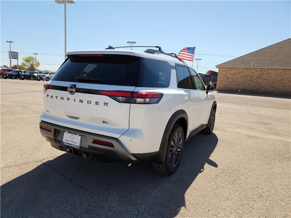 New 2026 Nissan Pathfinder SL Front-Wheel Drive