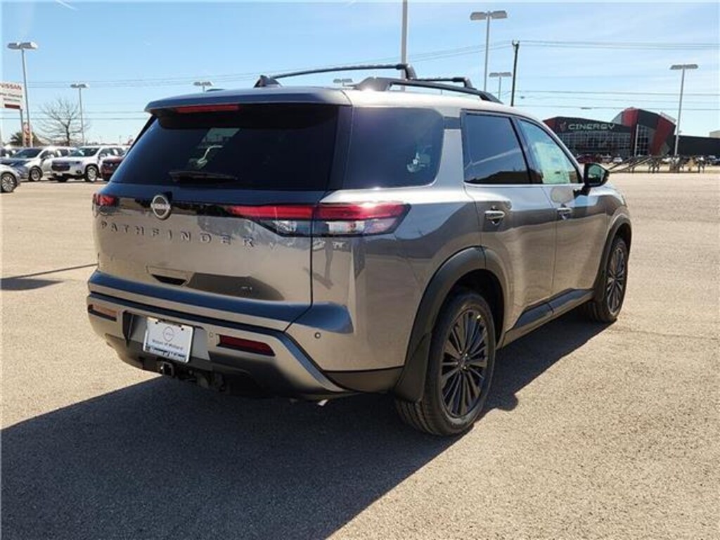 New 2026 Nissan Pathfinder SL Front-Wheel Drive