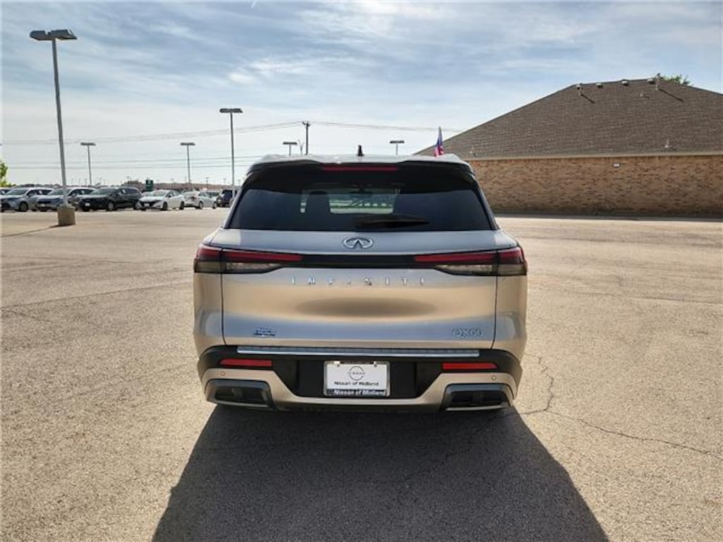 Used 2023 INFINITI QX60 Autograph (A9) Front-Wheel Drive SUV