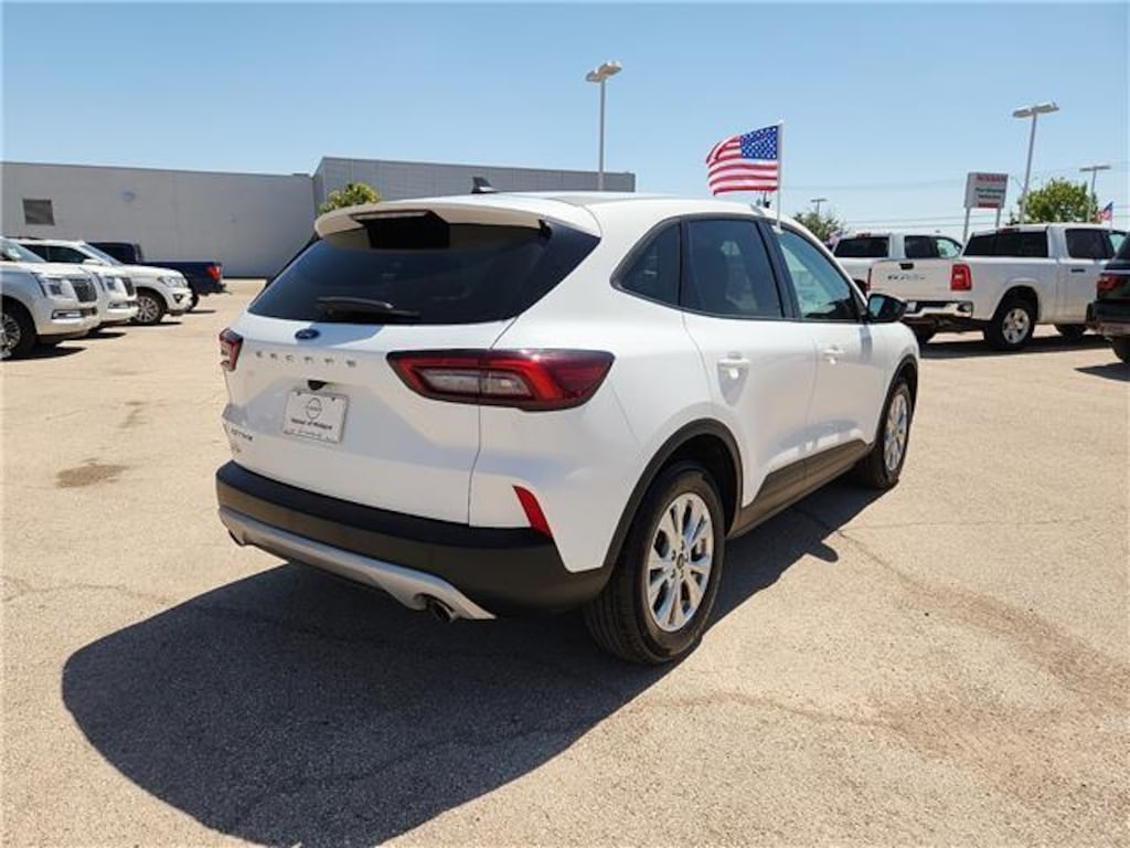 Used 2025 Ford Escape Active Front-Wheel Drive SUV
