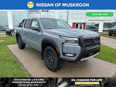 2025 Nissan Frontier PRO-4X Truck