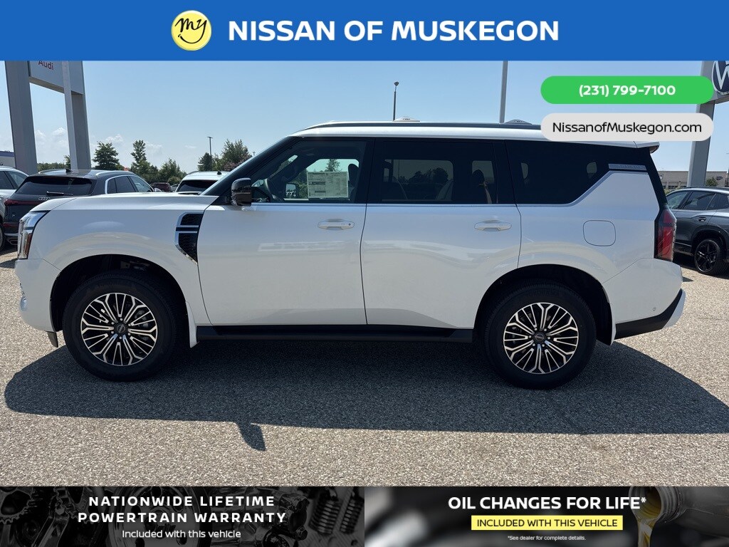 2025 Nissan Armada SL photo 3