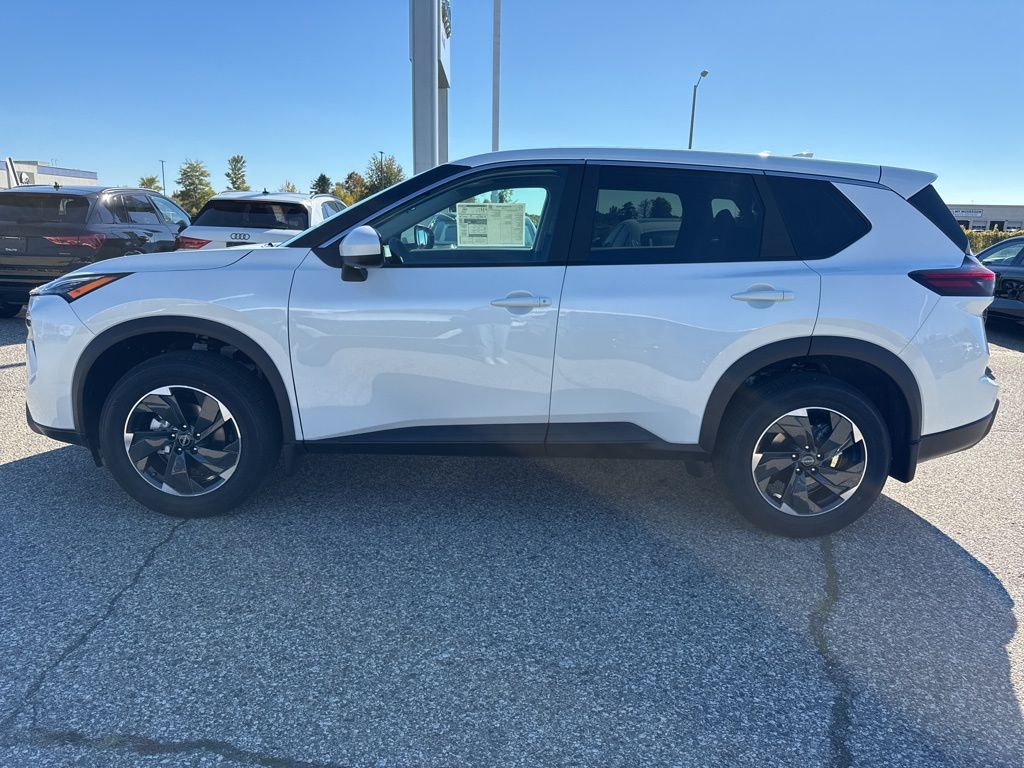 2026 Nissan Rogue SV photo 3