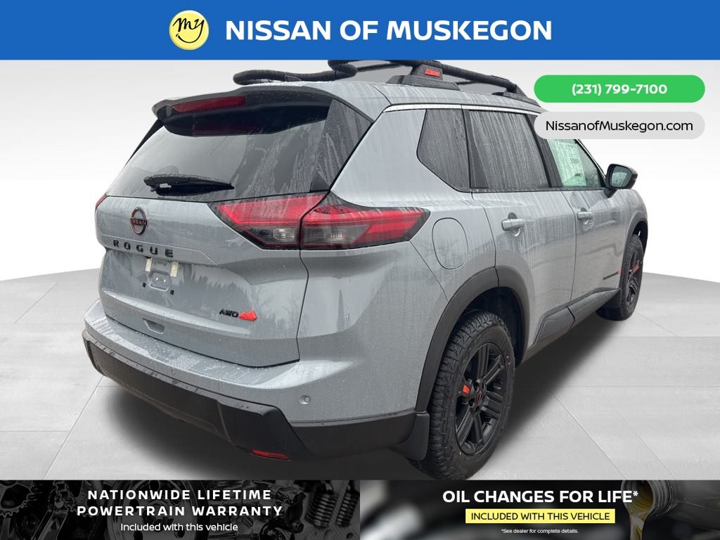 2026 Nissan Rogue SV photo 4