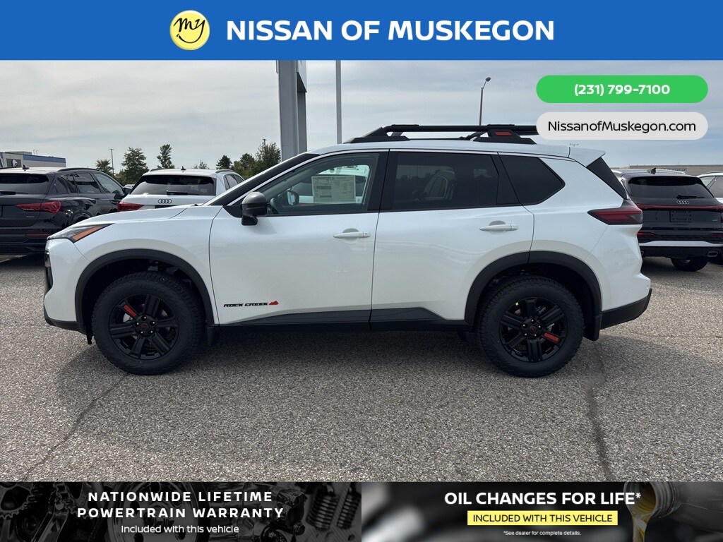 2026 Nissan Rogue SV photo 2