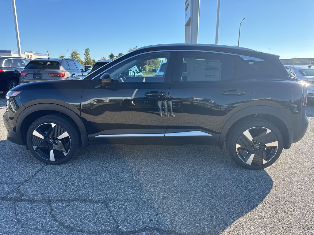 2026 Nissan Kicks SR photo 4