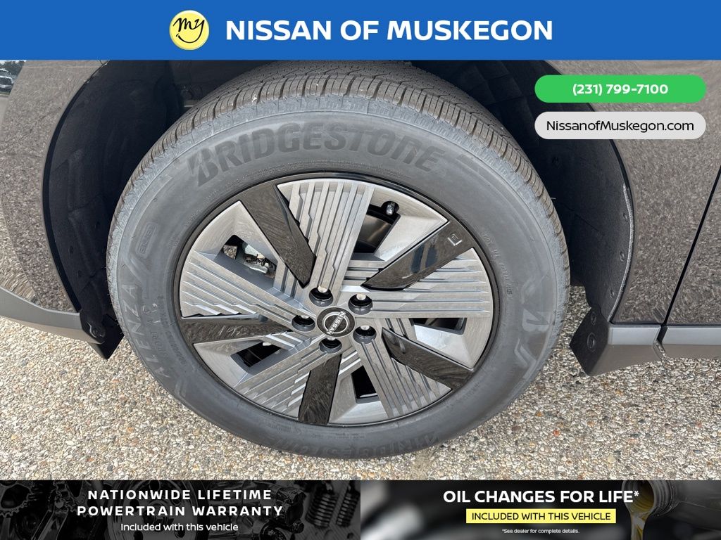 2025 Nissan Murano SL photo 2