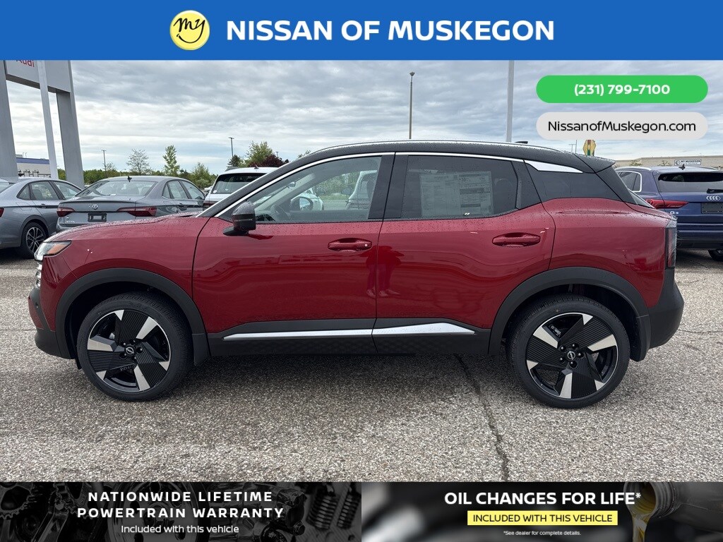 2025 Nissan Kicks SR photo 3