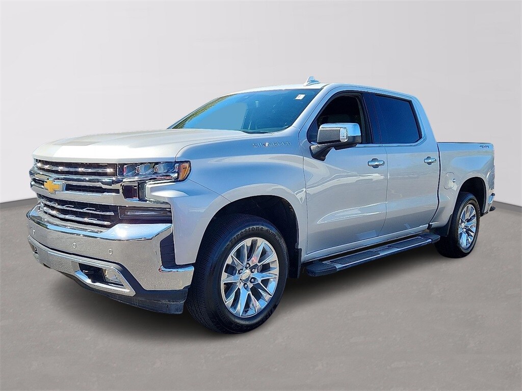 2021 Chevrolet Silverado 1500 LTZ photo 3