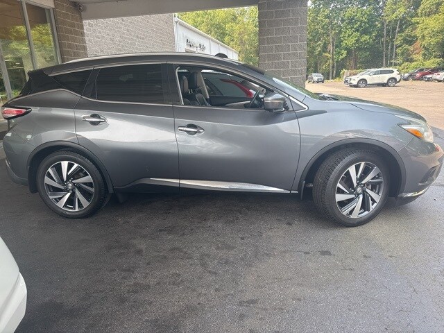 2015 Nissan Murano Platinum photo 2