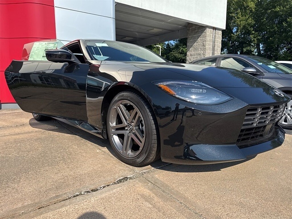 2025 Nissan Z Sport photo 2