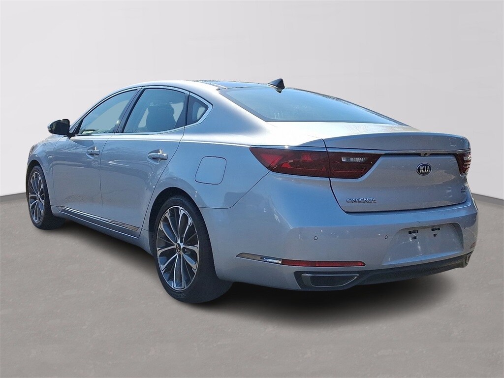 2018 Kia Cadenza Technology photo 2