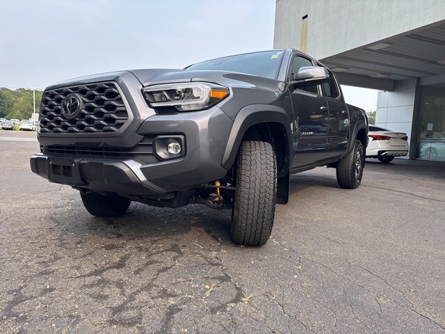 2023 Toyota Tacoma SR5 photo 2