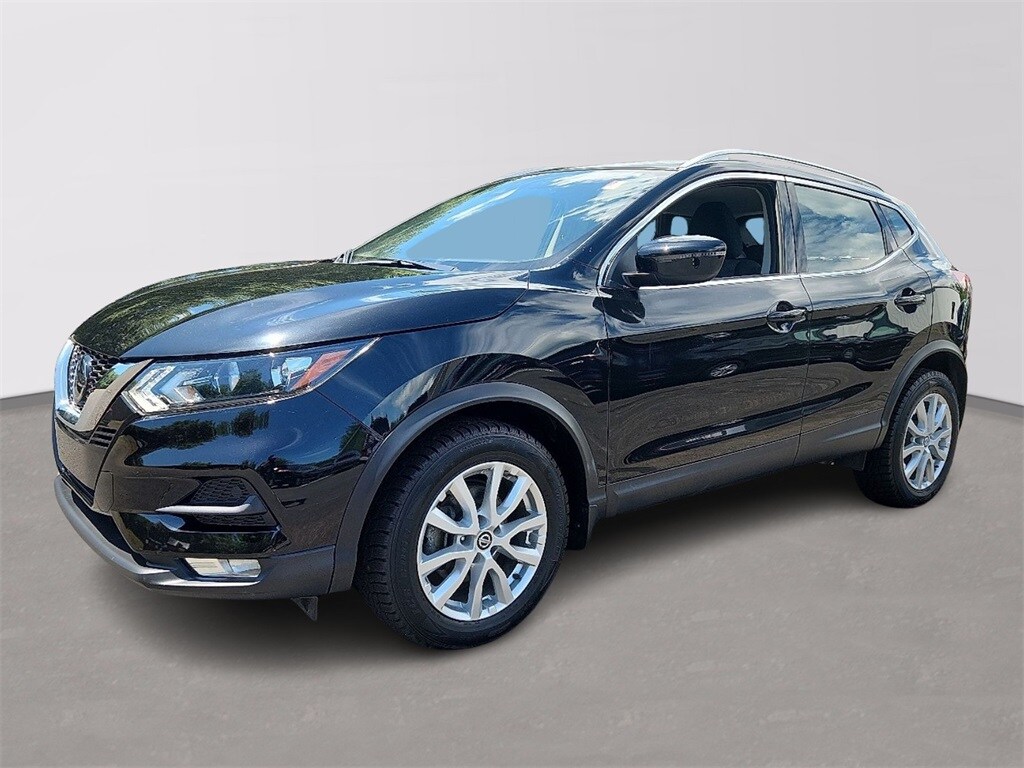 2021 Nissan Rogue Sport SV photo 2