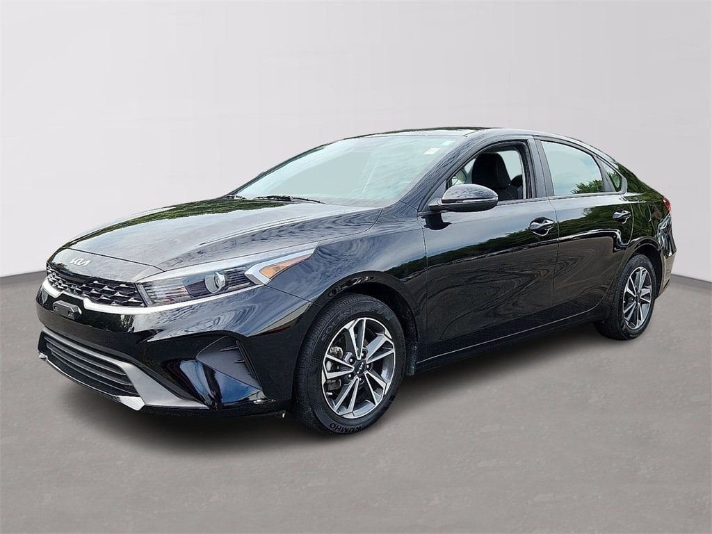 Used 2023 Kia Forte LXS Sedan