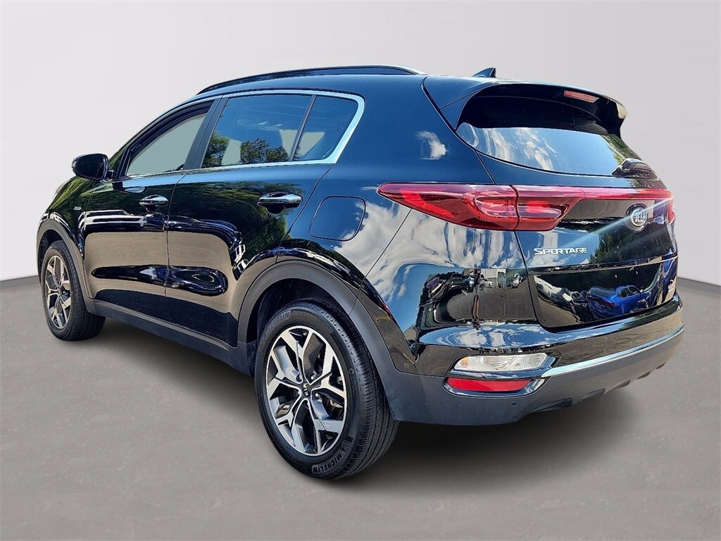 2022 Kia Sportage EX photo 4