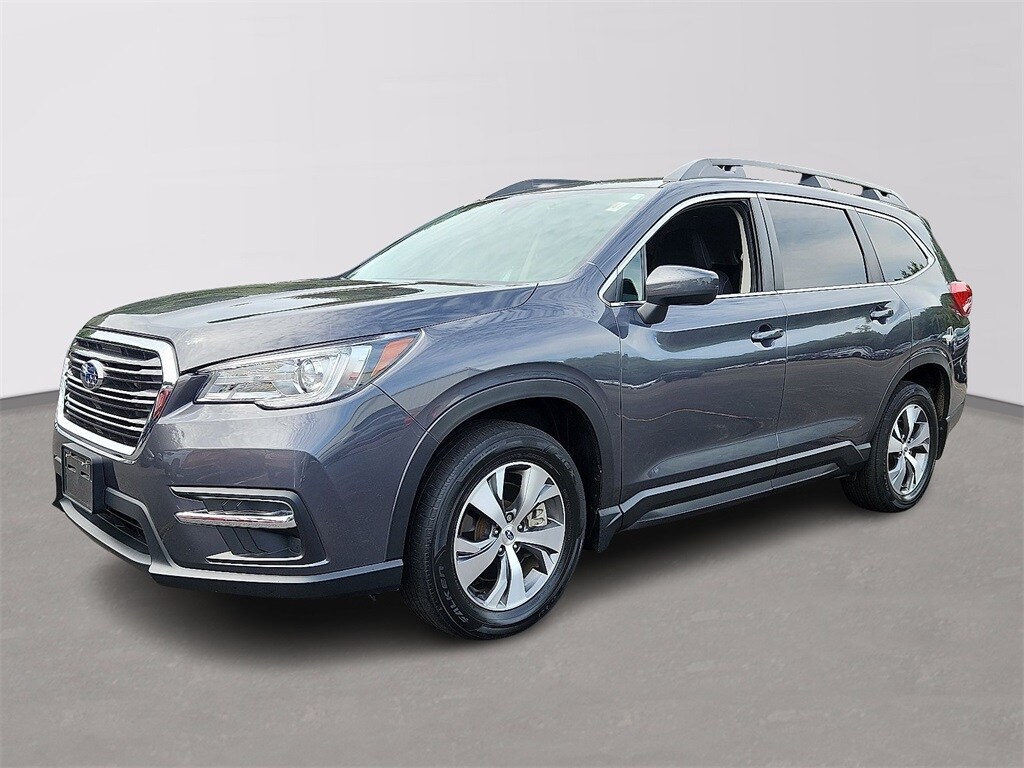 2022 Subaru Ascent Premium photo 2