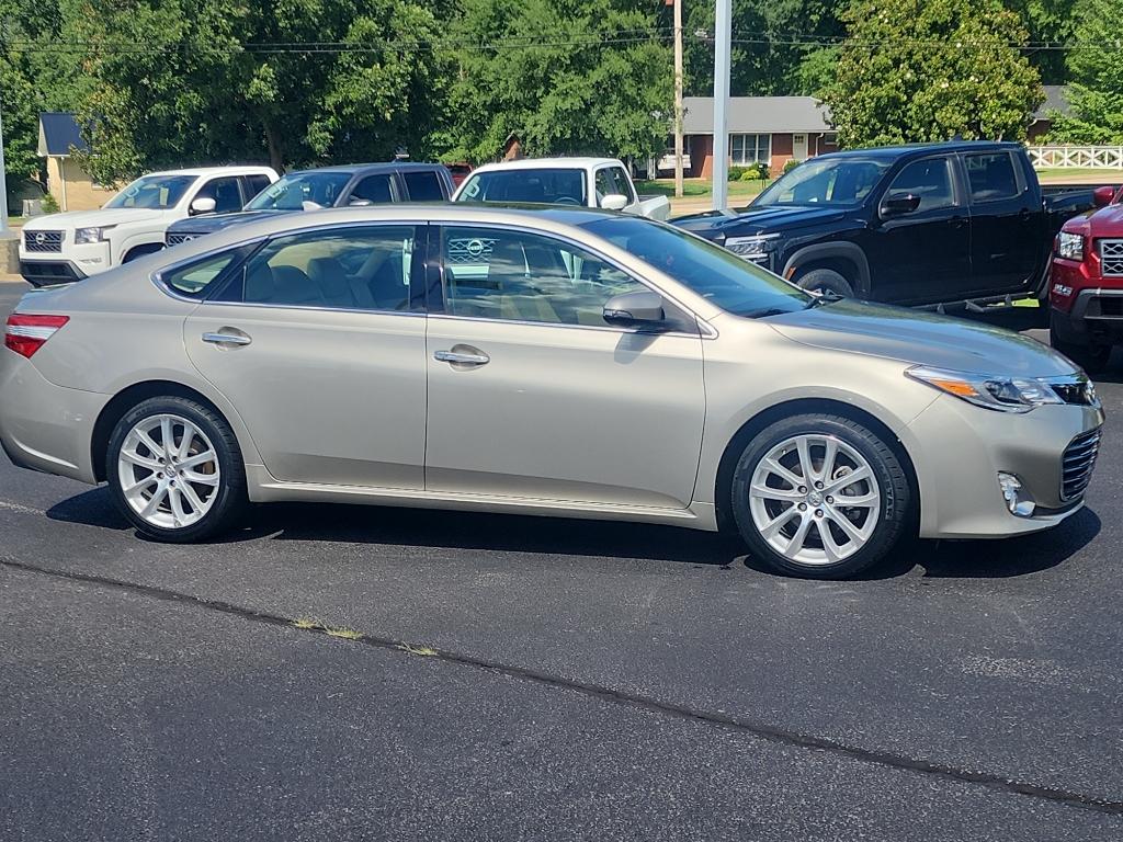 Used 2013 Toyota Avalon Limited with VIN 4T1BK1EB9DU049887 for sale in Paris, TN