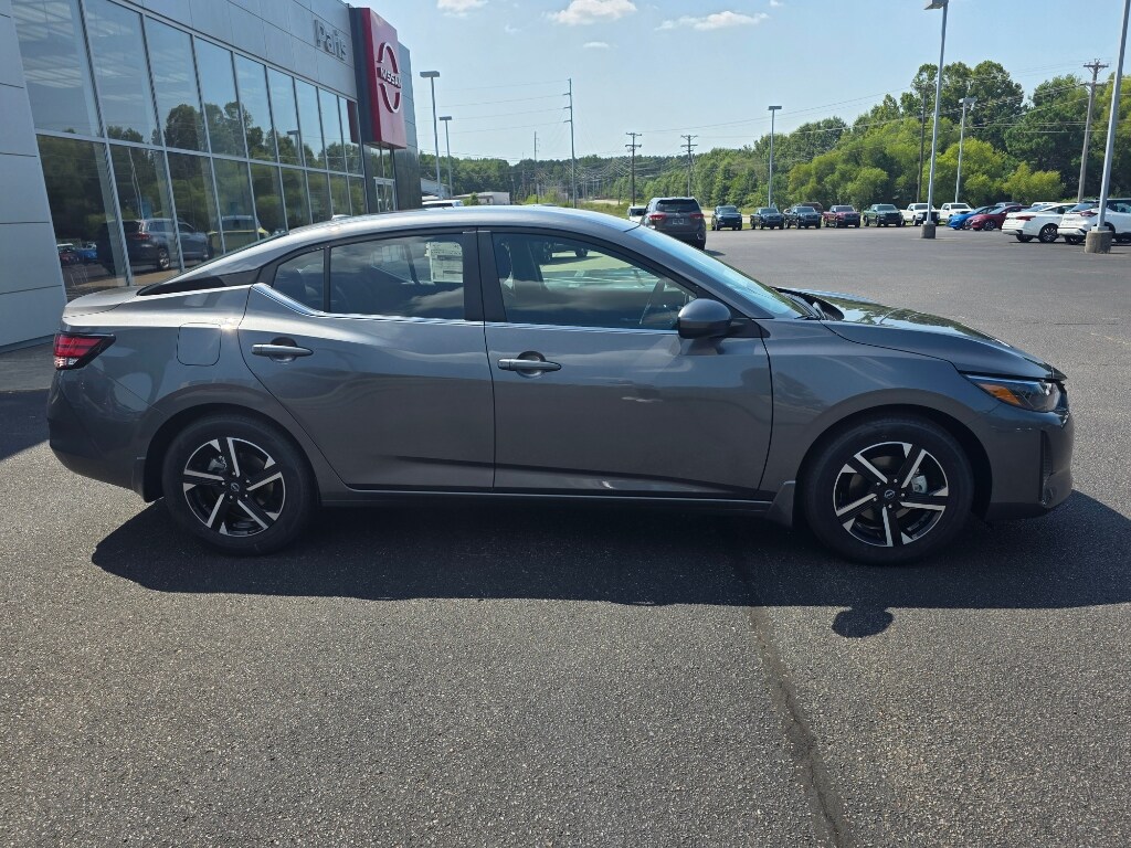 2025 Nissan Sentra SV photo 2