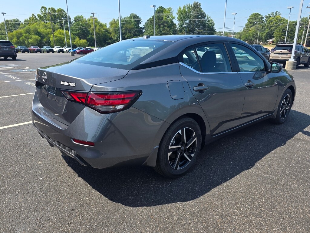 2025 Nissan Sentra SV photo 3