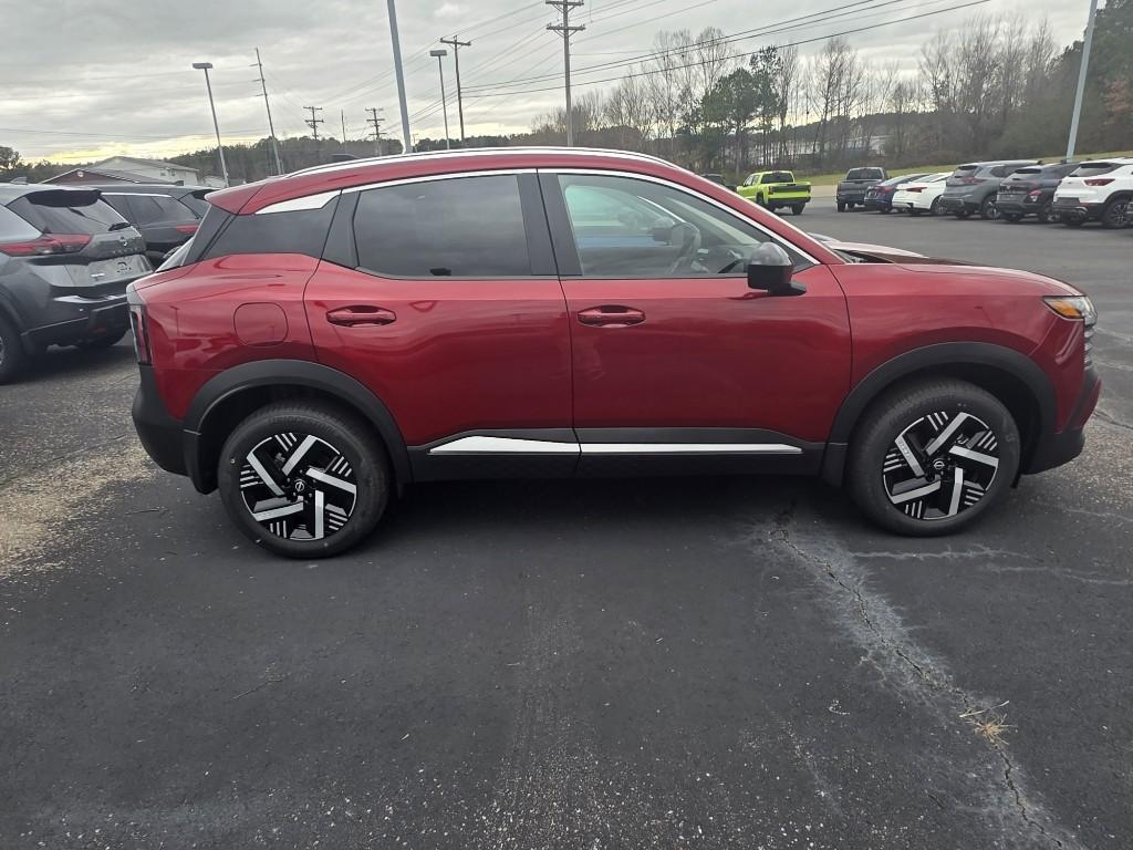 2025 Nissan Versa Sedan SR