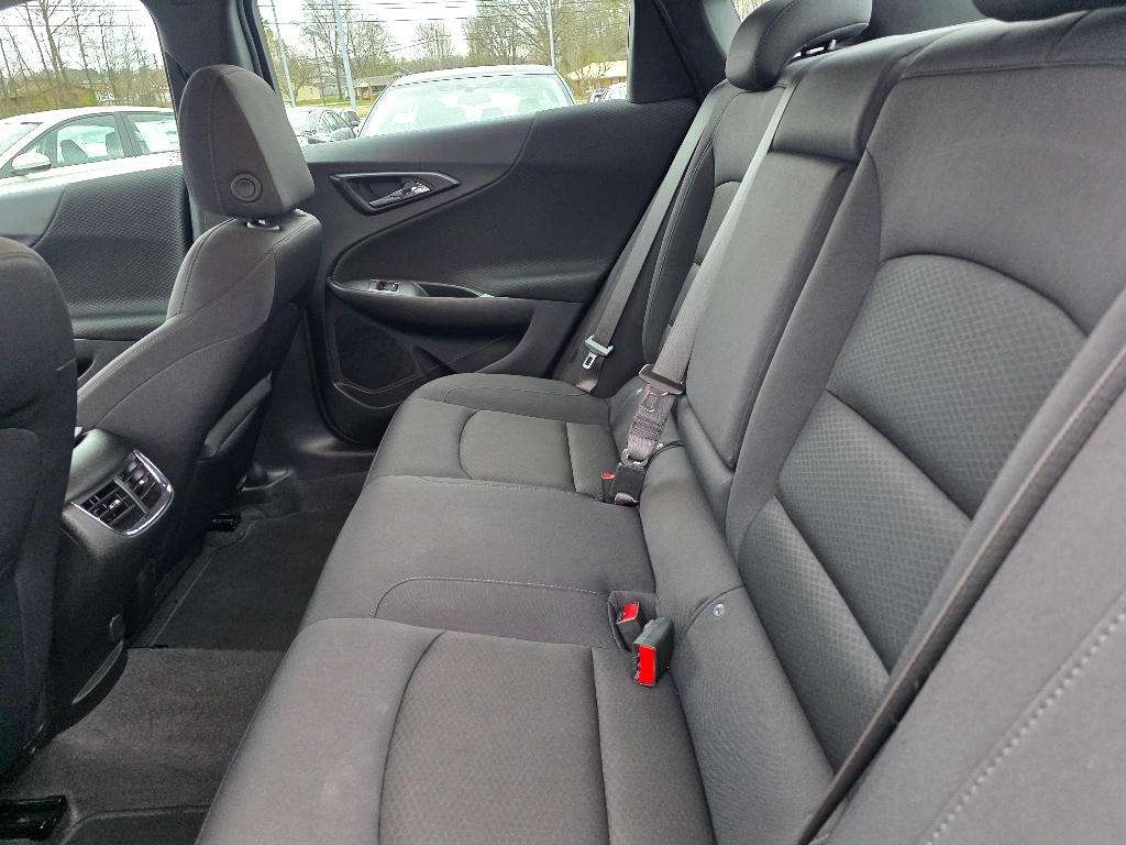 2025 Chevrolet Malibu 1LT - Photo 14