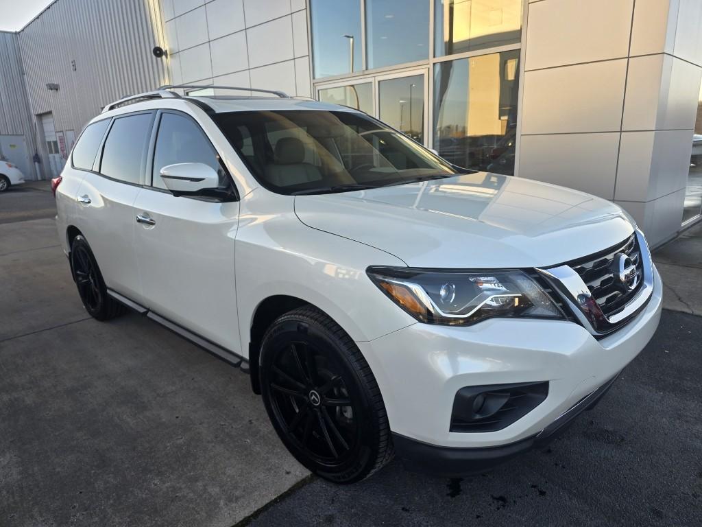 2018 Nissan Pathfinder SL