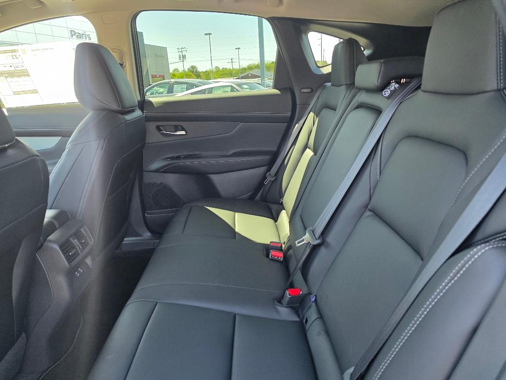 2025 Nissan Murano SL - Photo 13