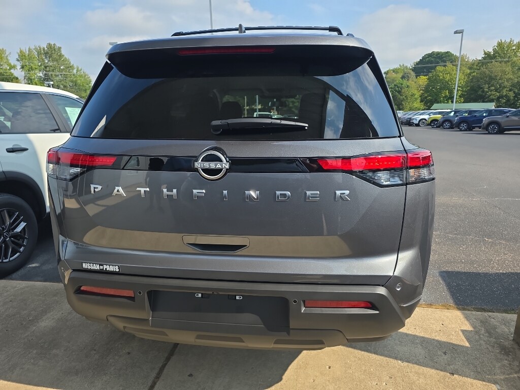 2025 Nissan Pathfinder SV photo 4