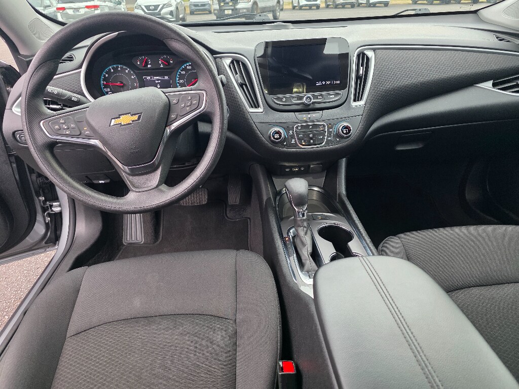 2025 Chevrolet Malibu 1LT - Photo 15