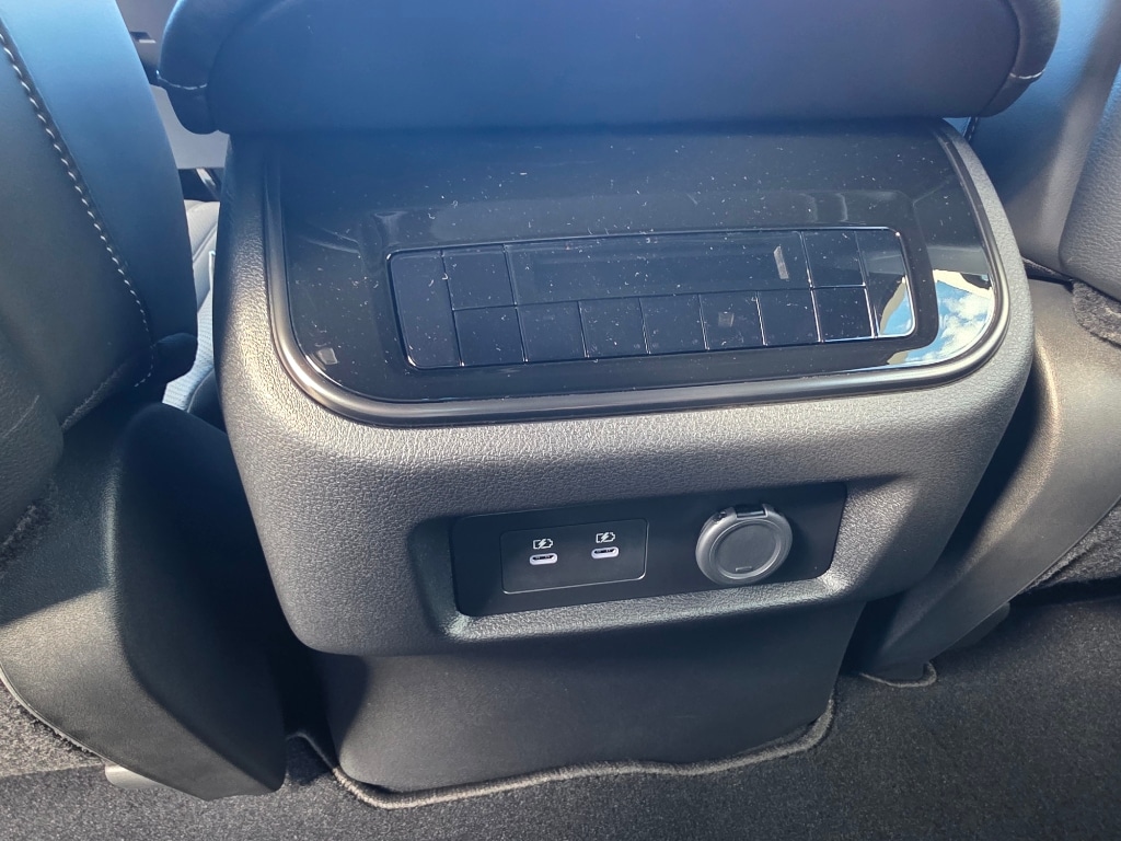 2026 Nissan Armada PRO-4X - Photo 16