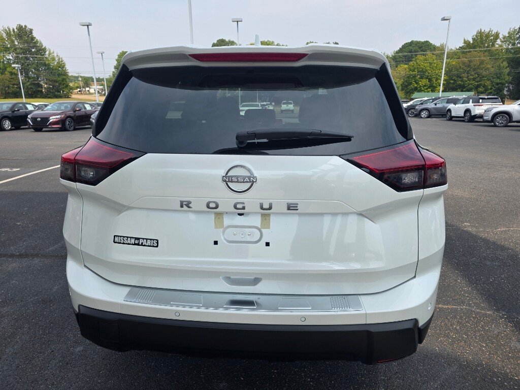 2026 Nissan Rogue SV photo 2