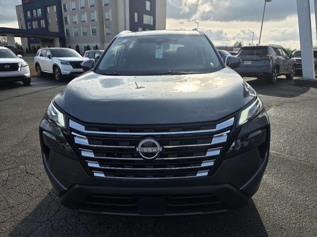 2026 Nissan Rogue SV - Photo 8
