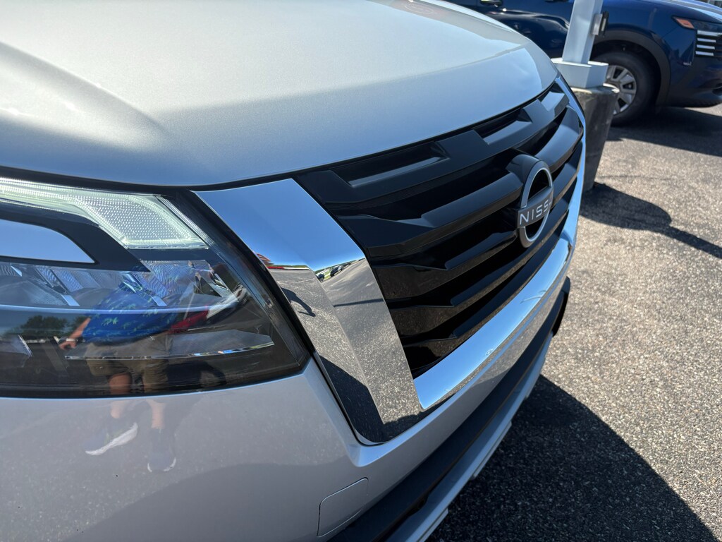 Certified 2025 Nissan Pathfinder SL SUV
