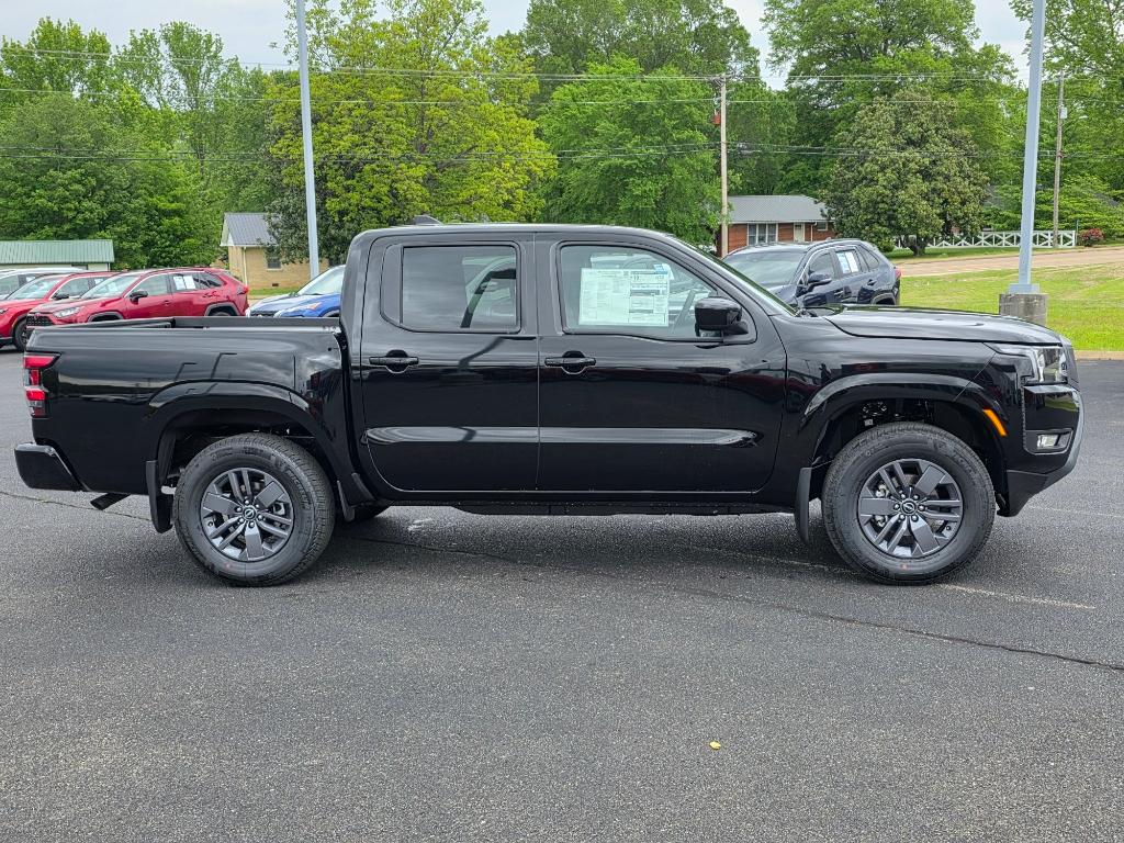 2025 Nissan Frontier SV photo 2