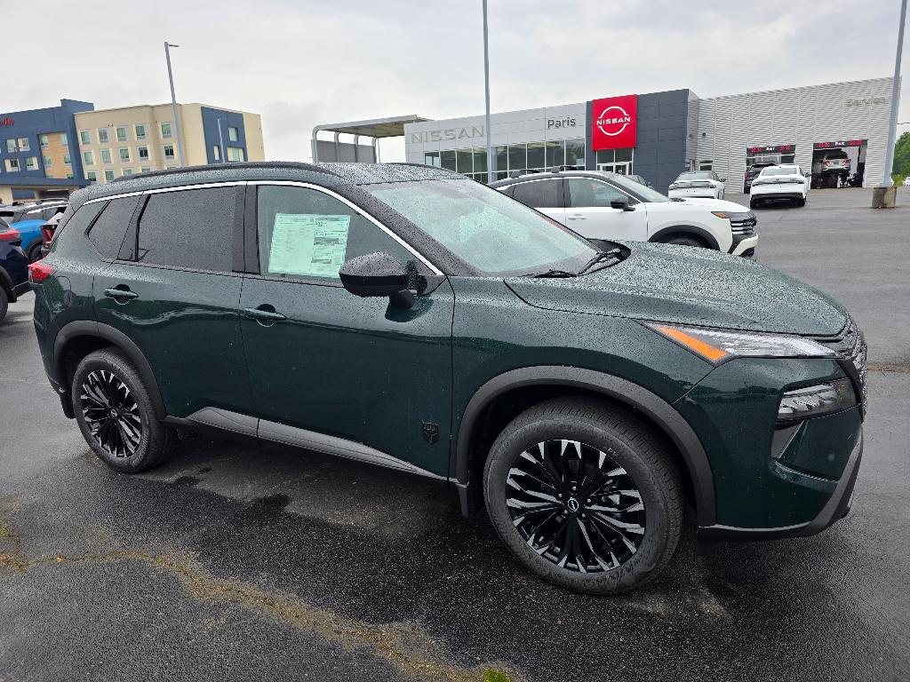 2026 Nissan Rogue Dark Armor's photo