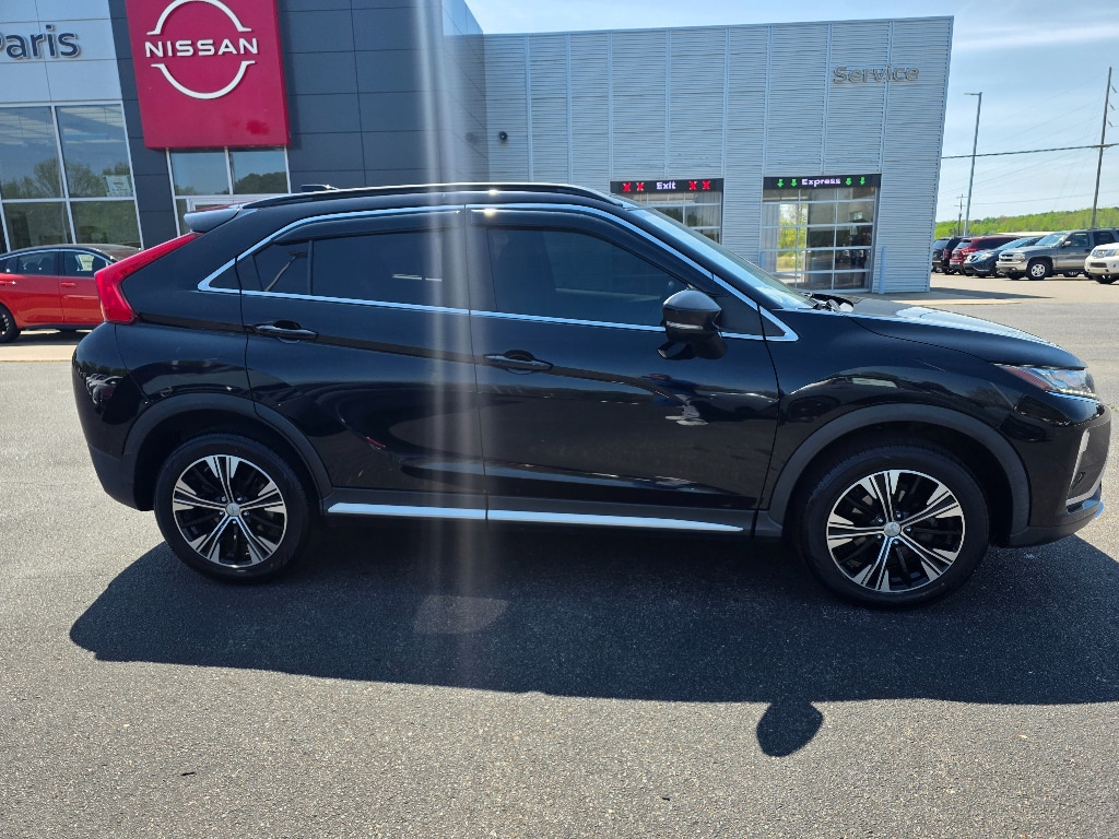 Used 2018 Mitsubishi Eclipse Cross SEL with VIN JA4AT5AA2JZ039051 for sale in Paris, TN