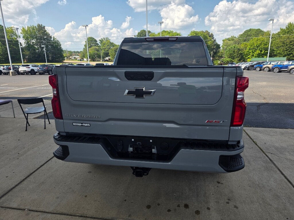 2025 Chevrolet Silverado 1500 RST photo 4