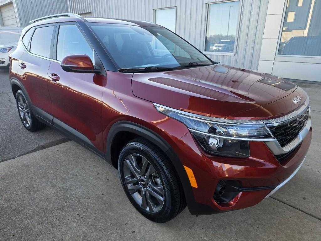 2023 Kia Seltos S