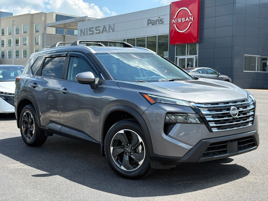 Used 2025 Nissan Rogue SV
