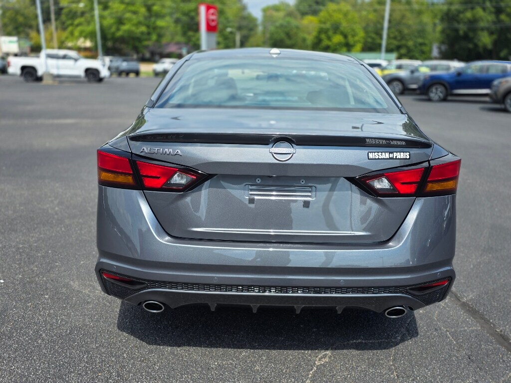 2025 Nissan Altima SV photo 4