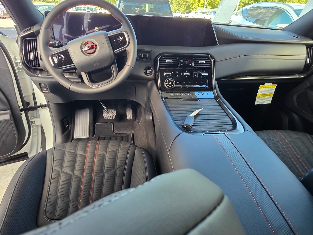 2026 Nissan Armada PRO-4X - Photo 17