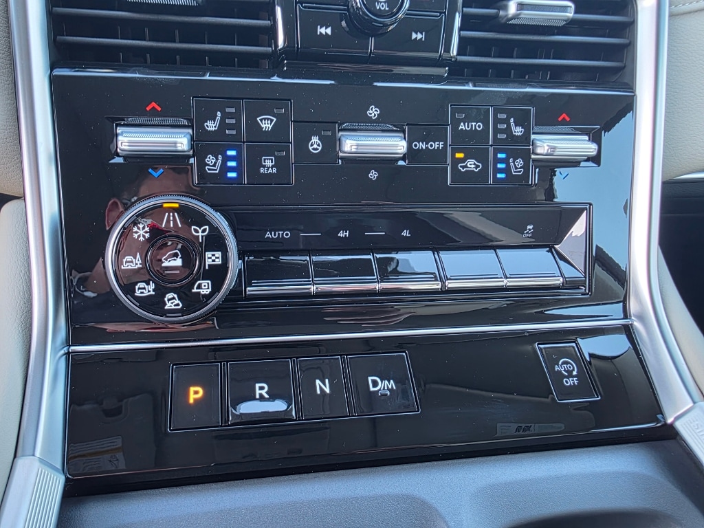 2026 Nissan Armada Platinum - Photo 21